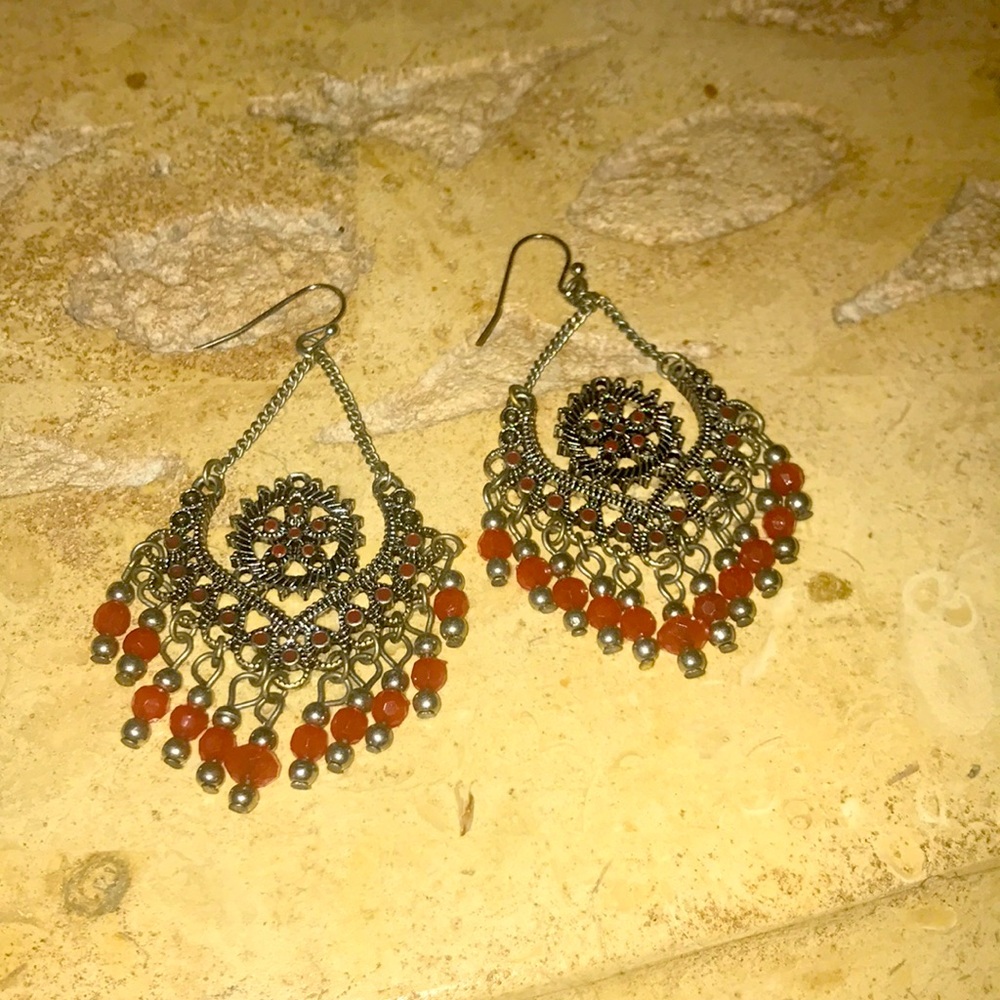 Gorgeous Dangling Earrings!